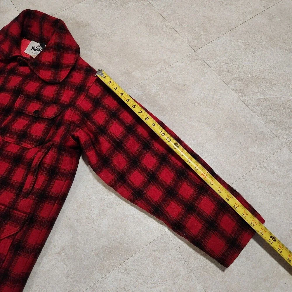 VTG Woolrich Mens 40 Red Buffalo Plaid Heavy Wool Mackinaw‎ Coat USA #523 Jacket